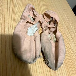 Bloch canvas ballet slippers
